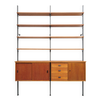 Système d'étagères en teck par Pira, années 1960