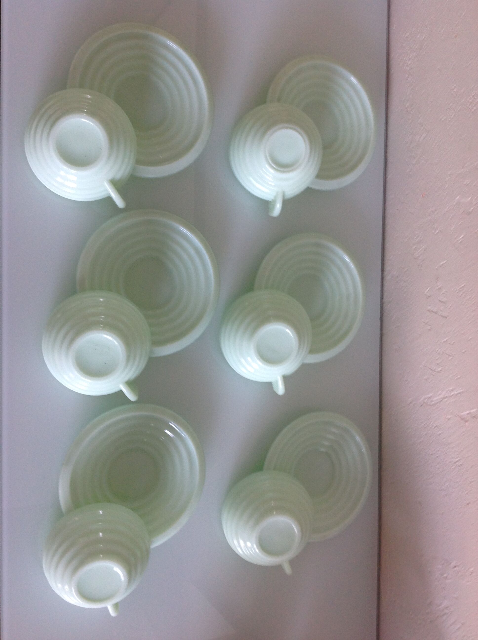 Six coffee cups and saucers in peppermint opaline 50/60