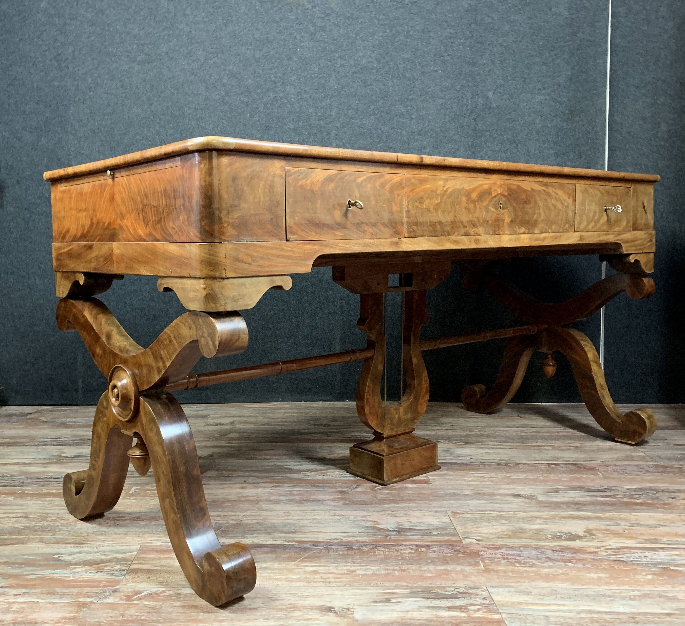 Magnific desk minister charles x era in light wood