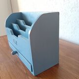 Desk organizer