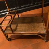 Desserte roulante vintage en rotin