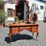 Victorian hairdresser