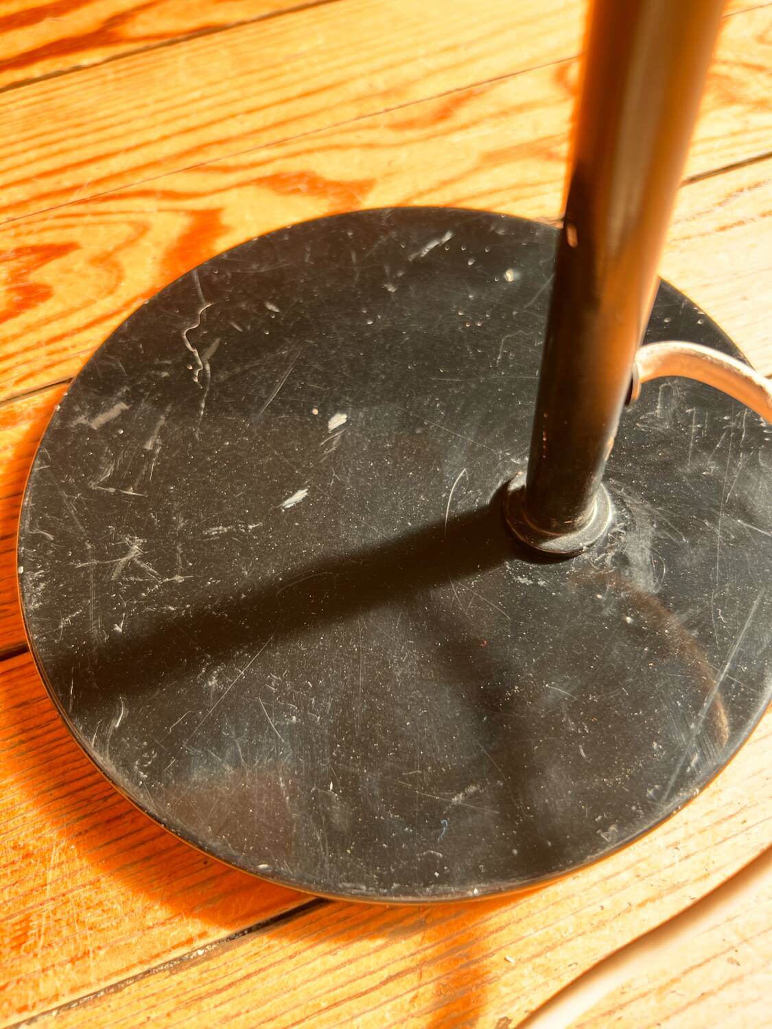 Amilux desk lamp