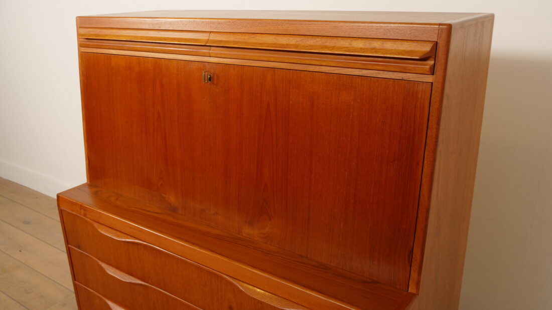Vintage writing desk | Erling Torvits | Teak | 104 cm