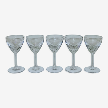 5 glasses of bistro for aperitif or digestive