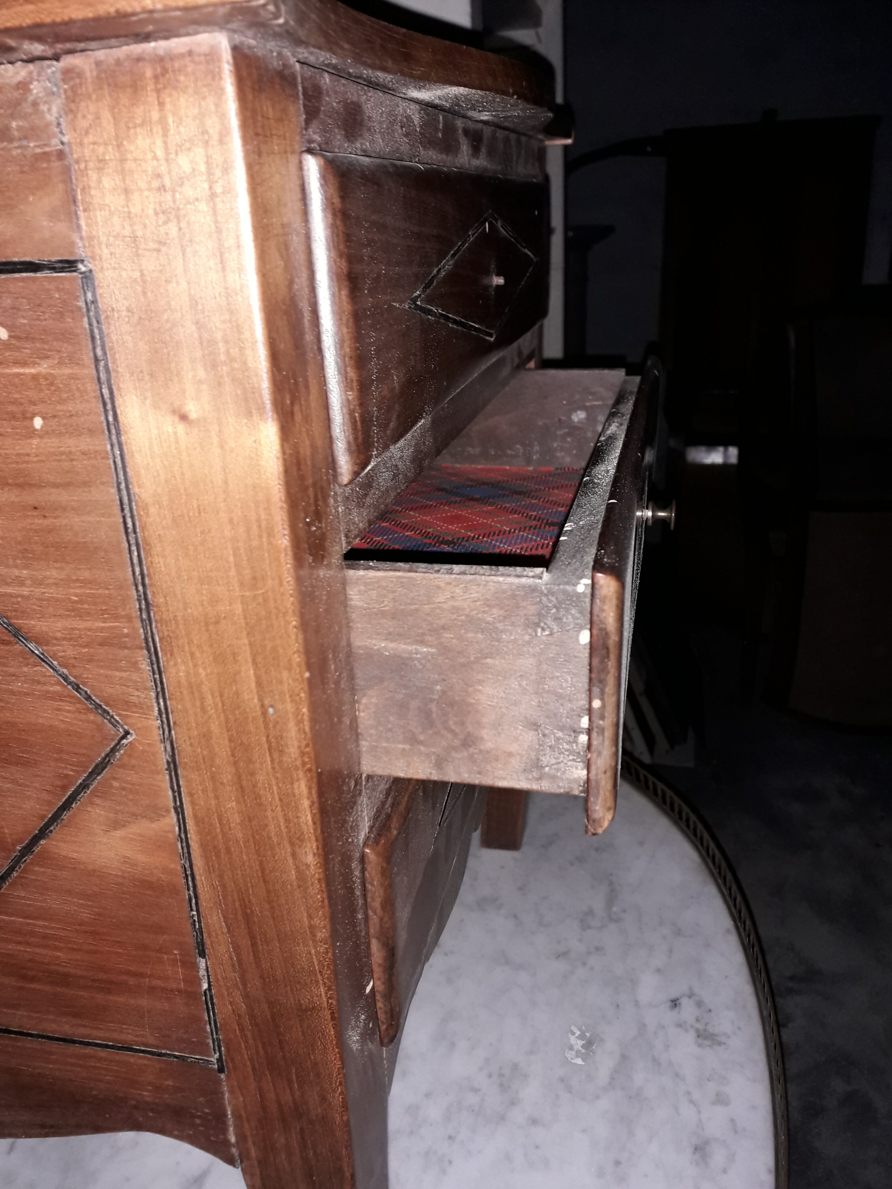 Small miniature chest of drawers