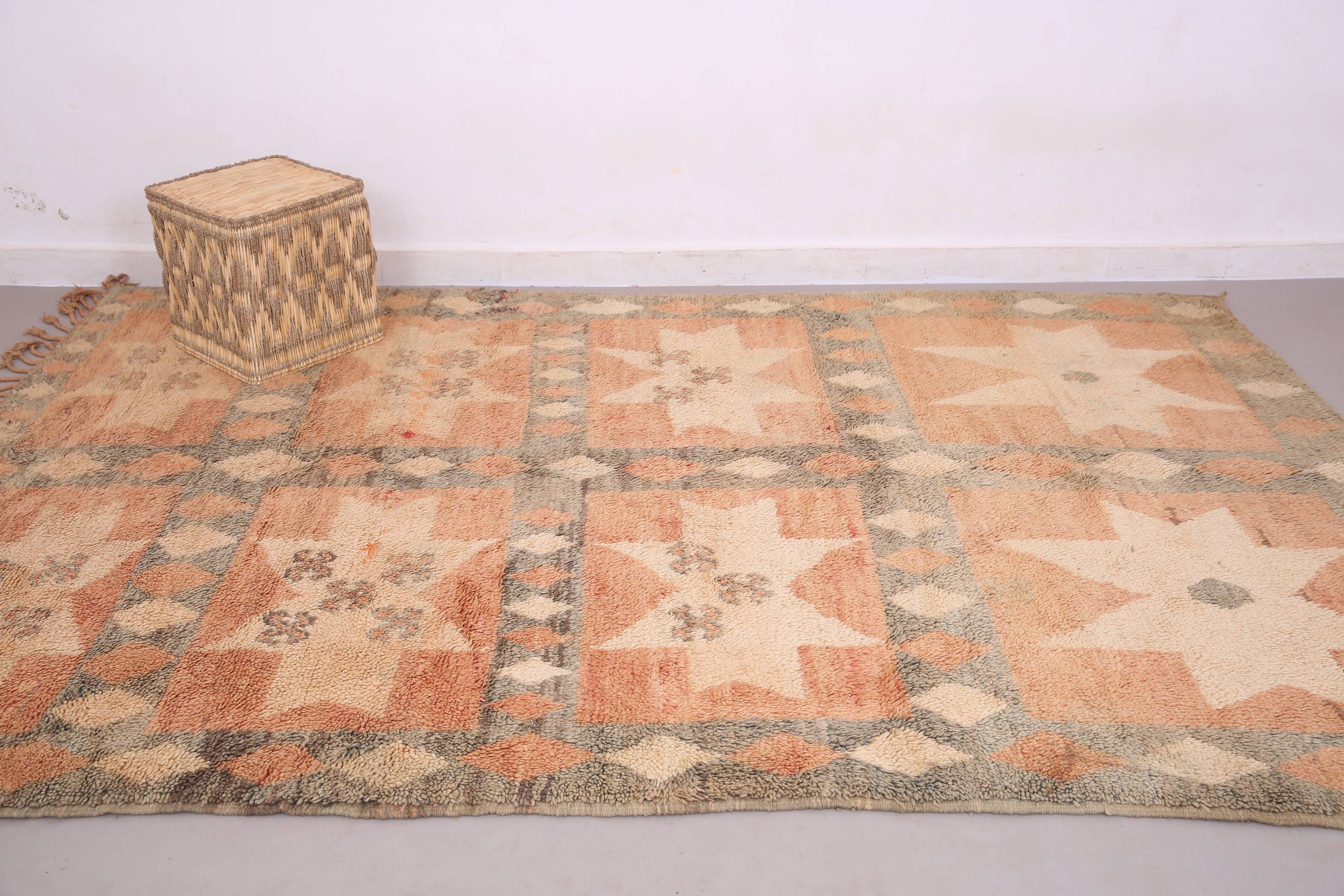 Peach Vintage Moroccan Rug 200 x 298 cm - Berber Wool Rug - Handmade Rug