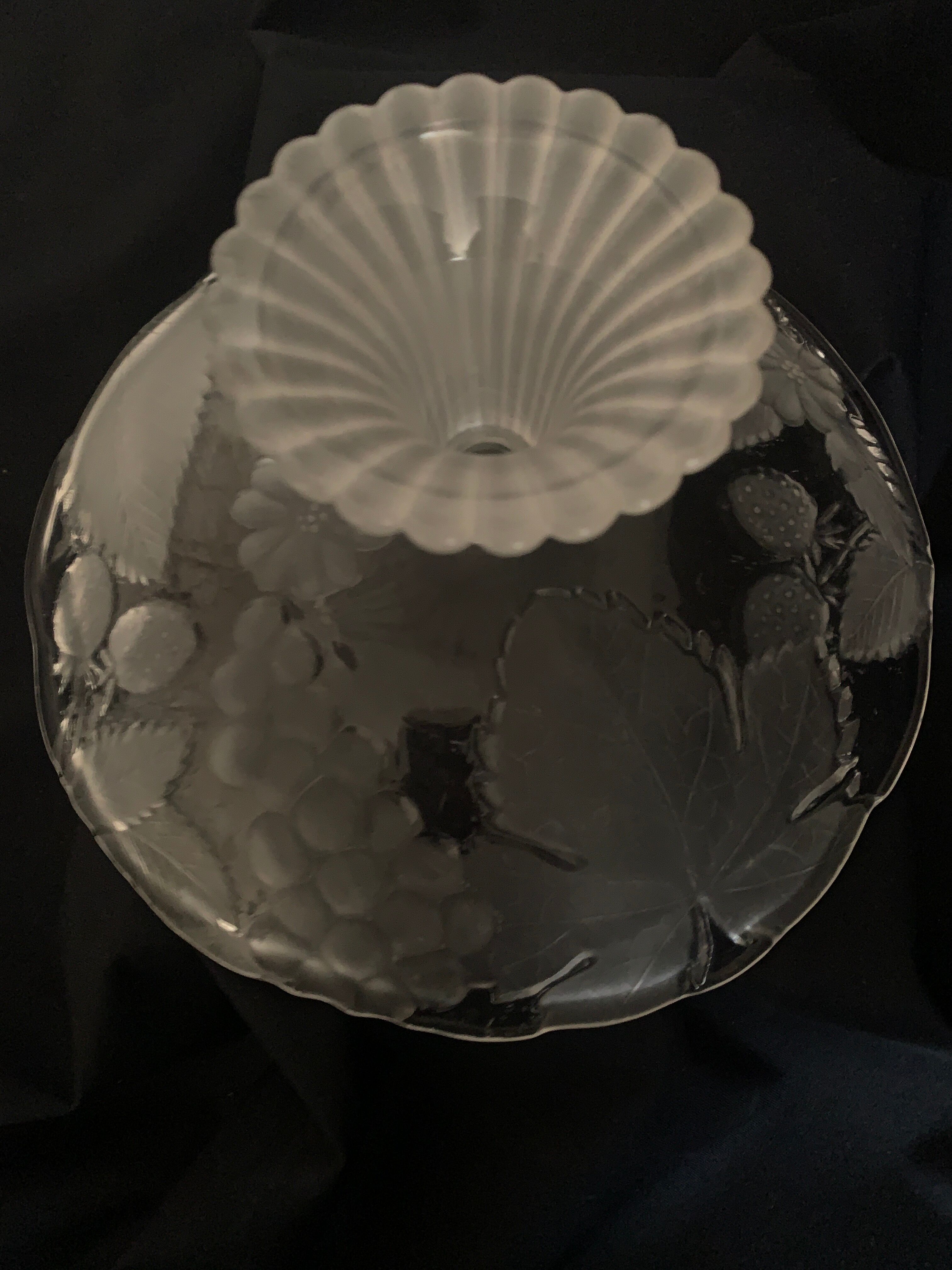 Fruit cup, glass, frosted décor and foot, bright