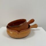 Paire d’anciens caquelons vide-poches en grès vernissé