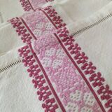 Vintage tablecloth and napkins