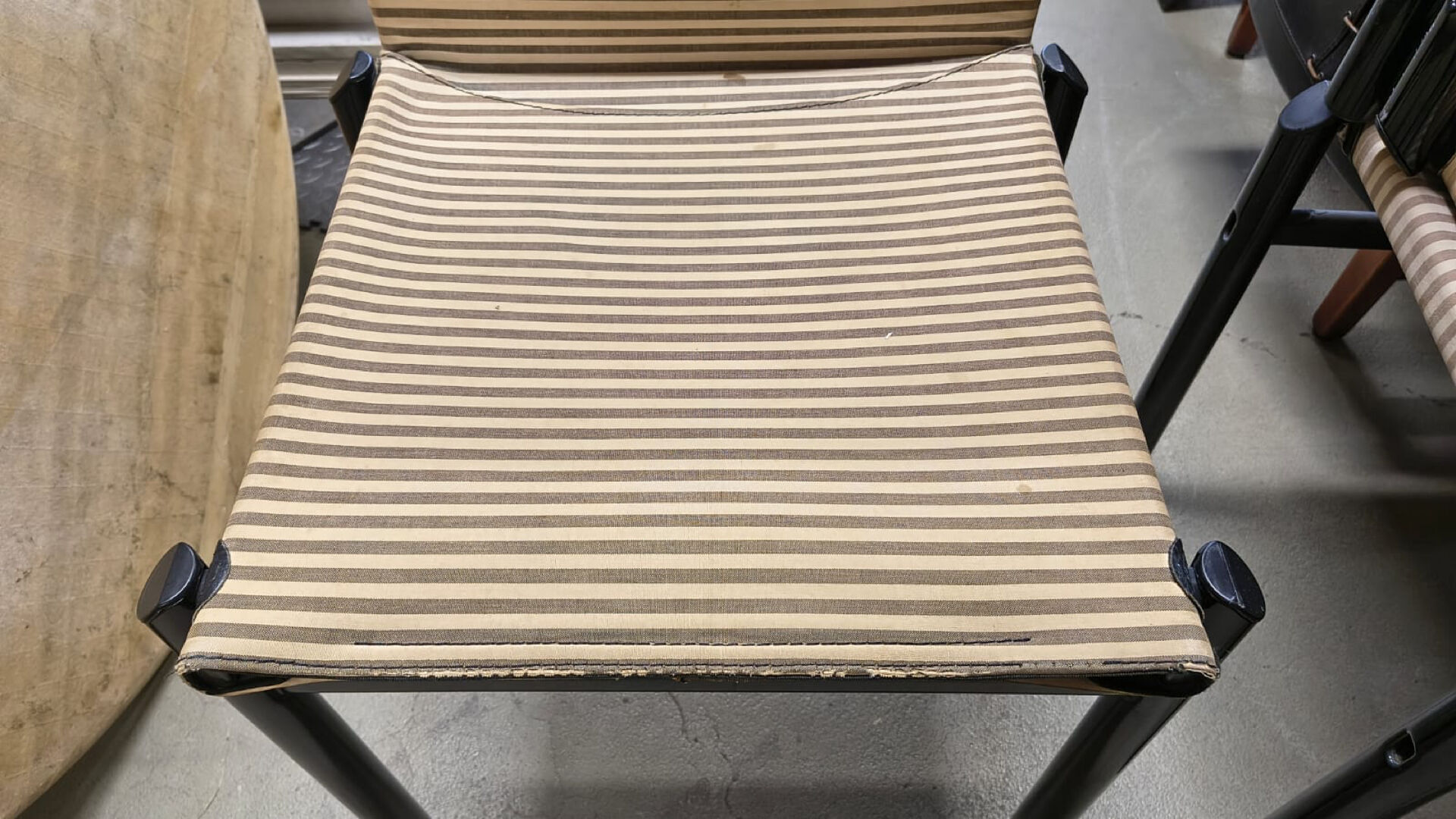 Set of 6 "Mastro" dining chairs by Afra and Tobia Scarpa for Molteni, Italy, 1980s.