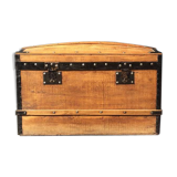 Wooden trunk
