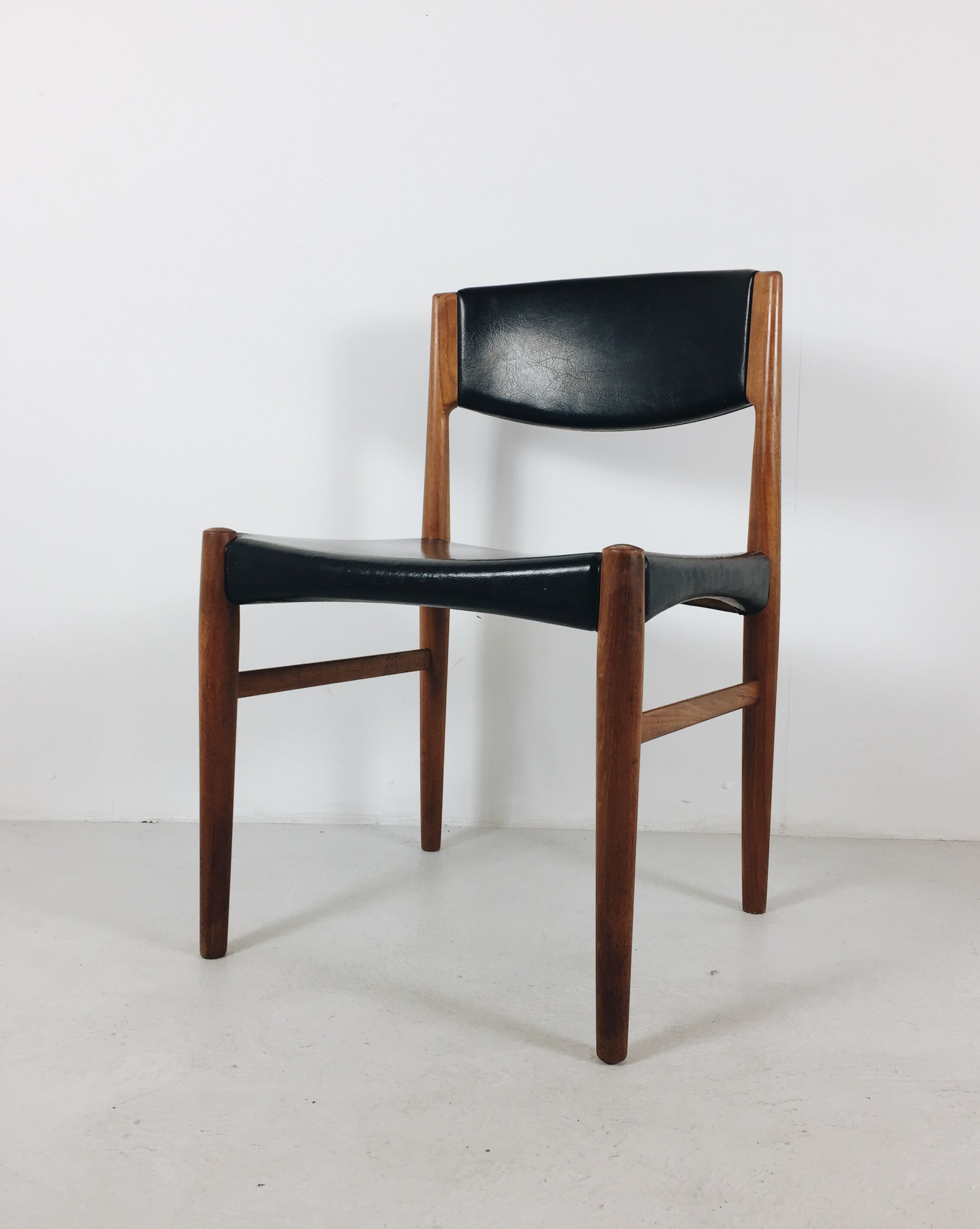 Pair of danish teak dining chairs by Grete Jalk