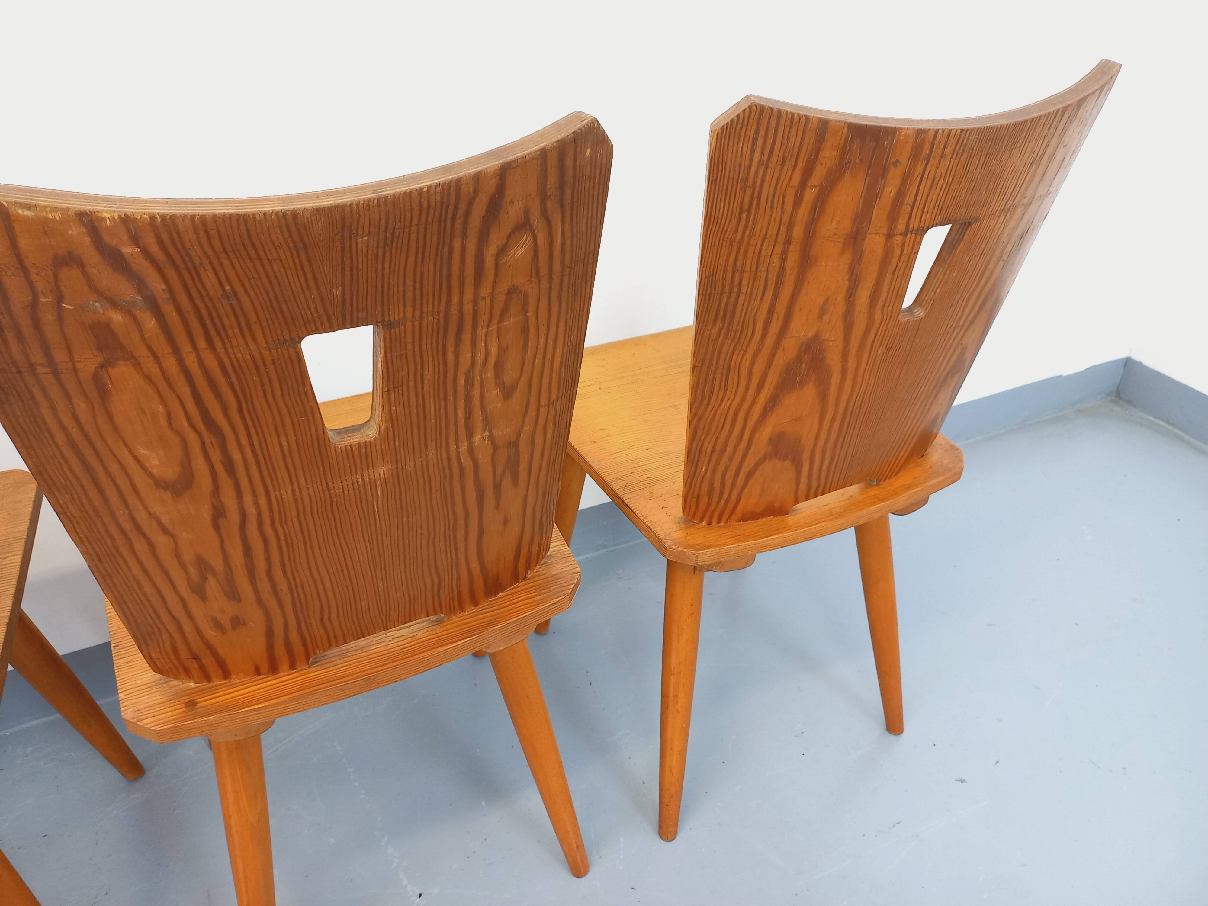 Set of 4 vintage brutalist wooden chairs from the 60s