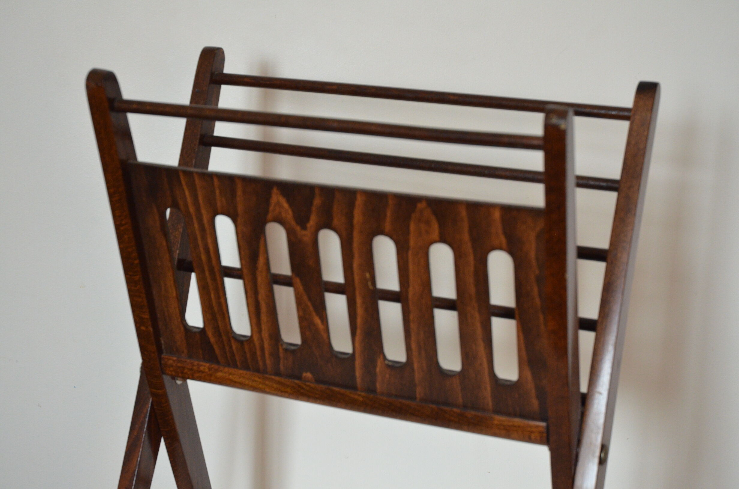 Wooden magazine holder