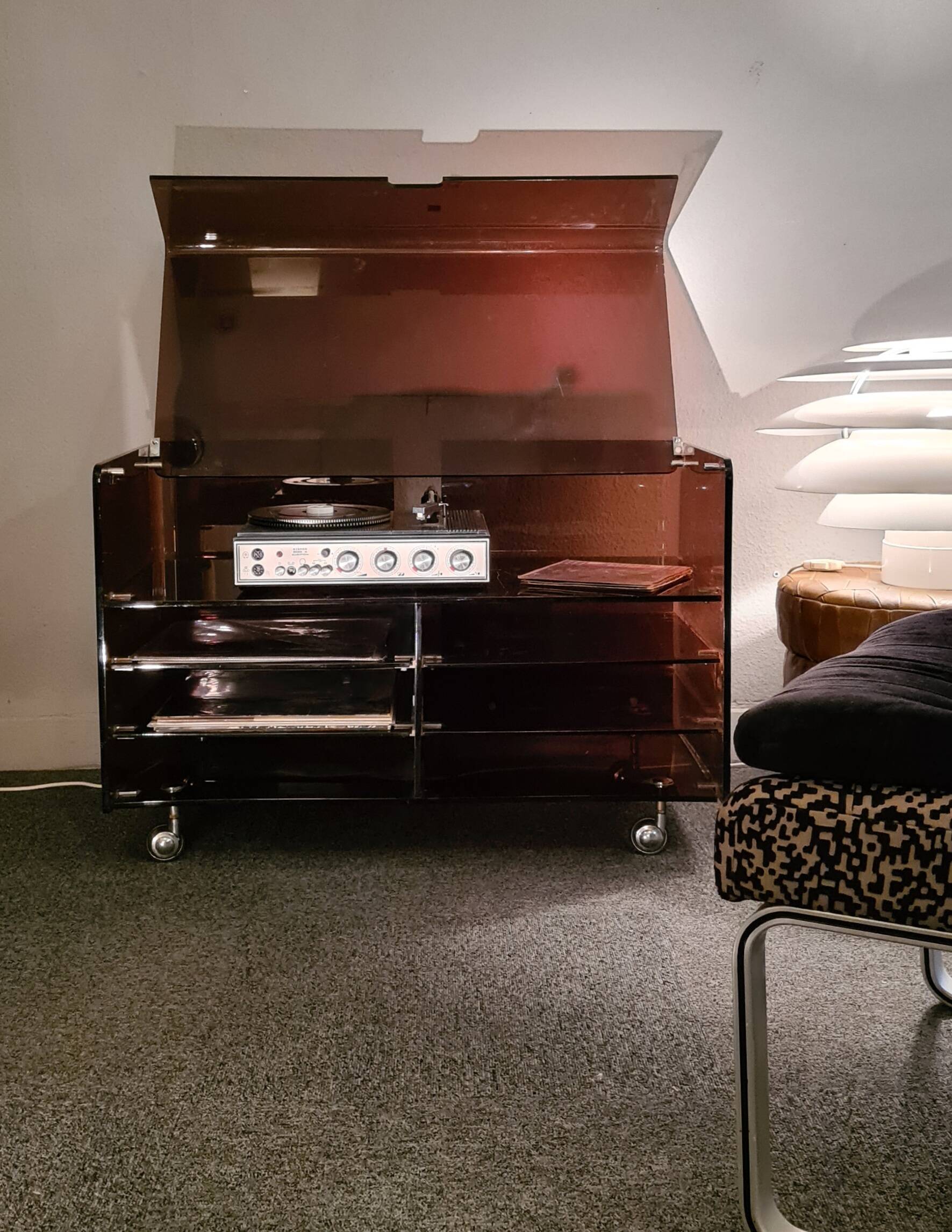 Meuble hifi space age