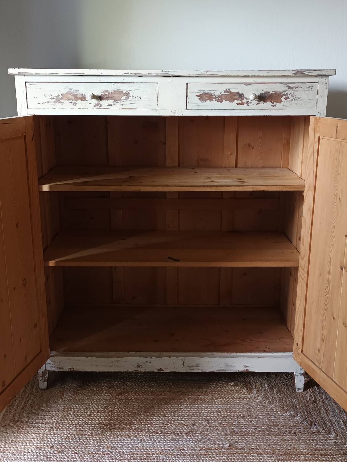 Haut buffet Parisien ancien patiné