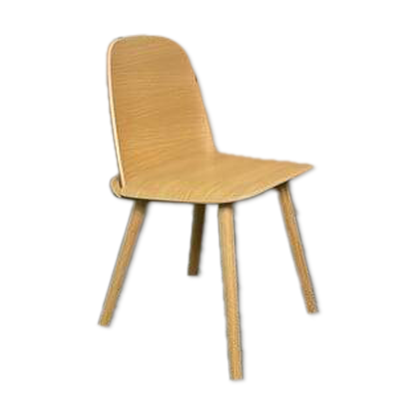 Nerd wooden chair Muuto