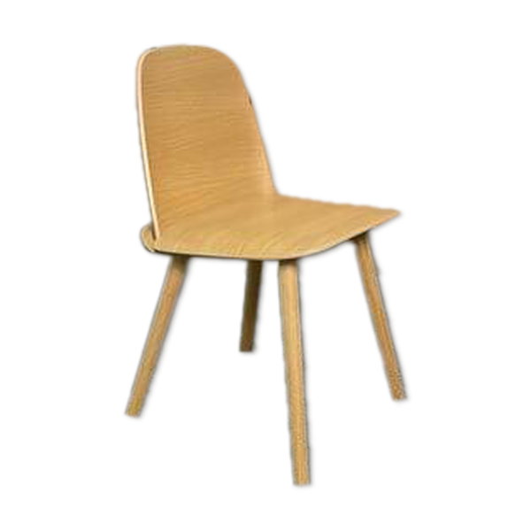 Chaise en bois Nerd Muuto