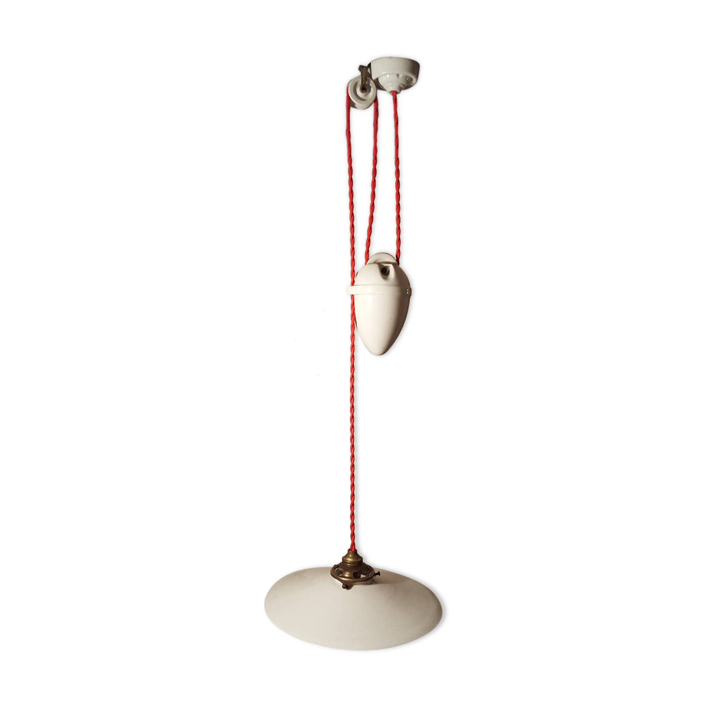 Hanging goes up & down opaline