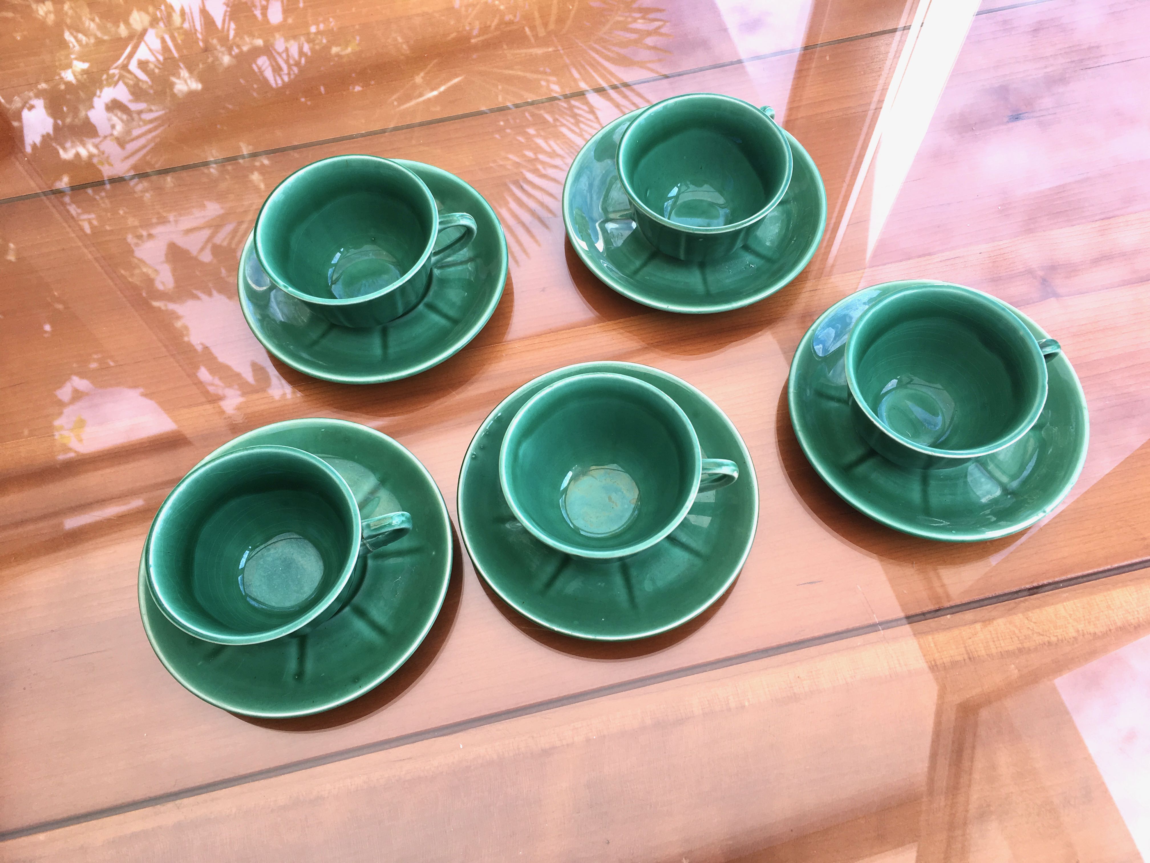 Set of 5 cups of coffee from the 60s