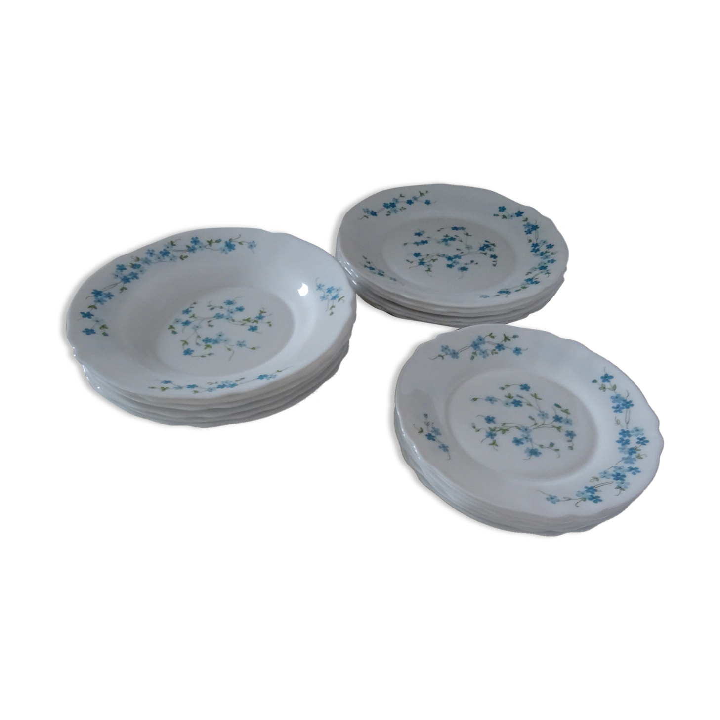 18 Blue Flower Plates VERONICA Arcopal Vintage Lot EB