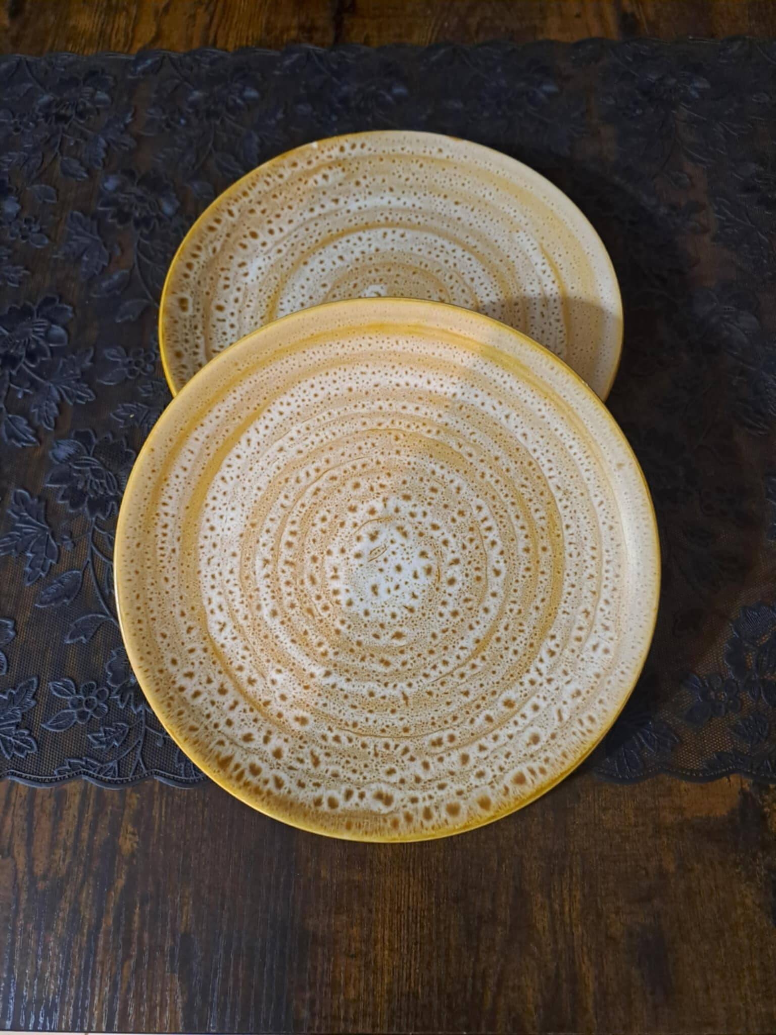 4 flat plates in Niderviller stoneware