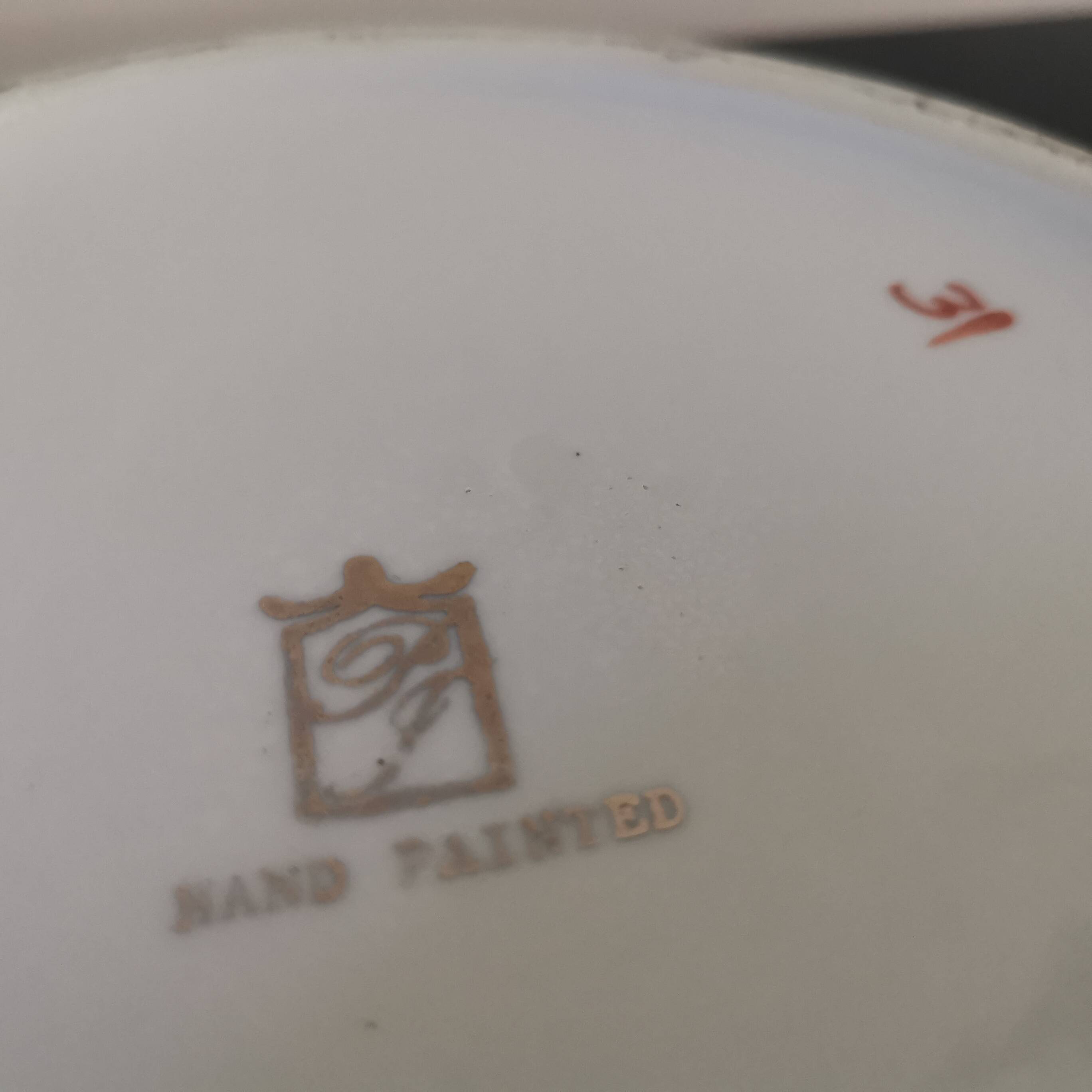 Saladier en porcelaine Chinois XXème siècle