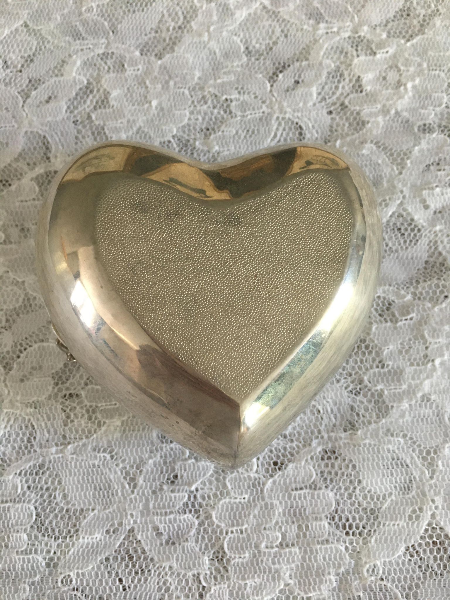 Heart jewelry box