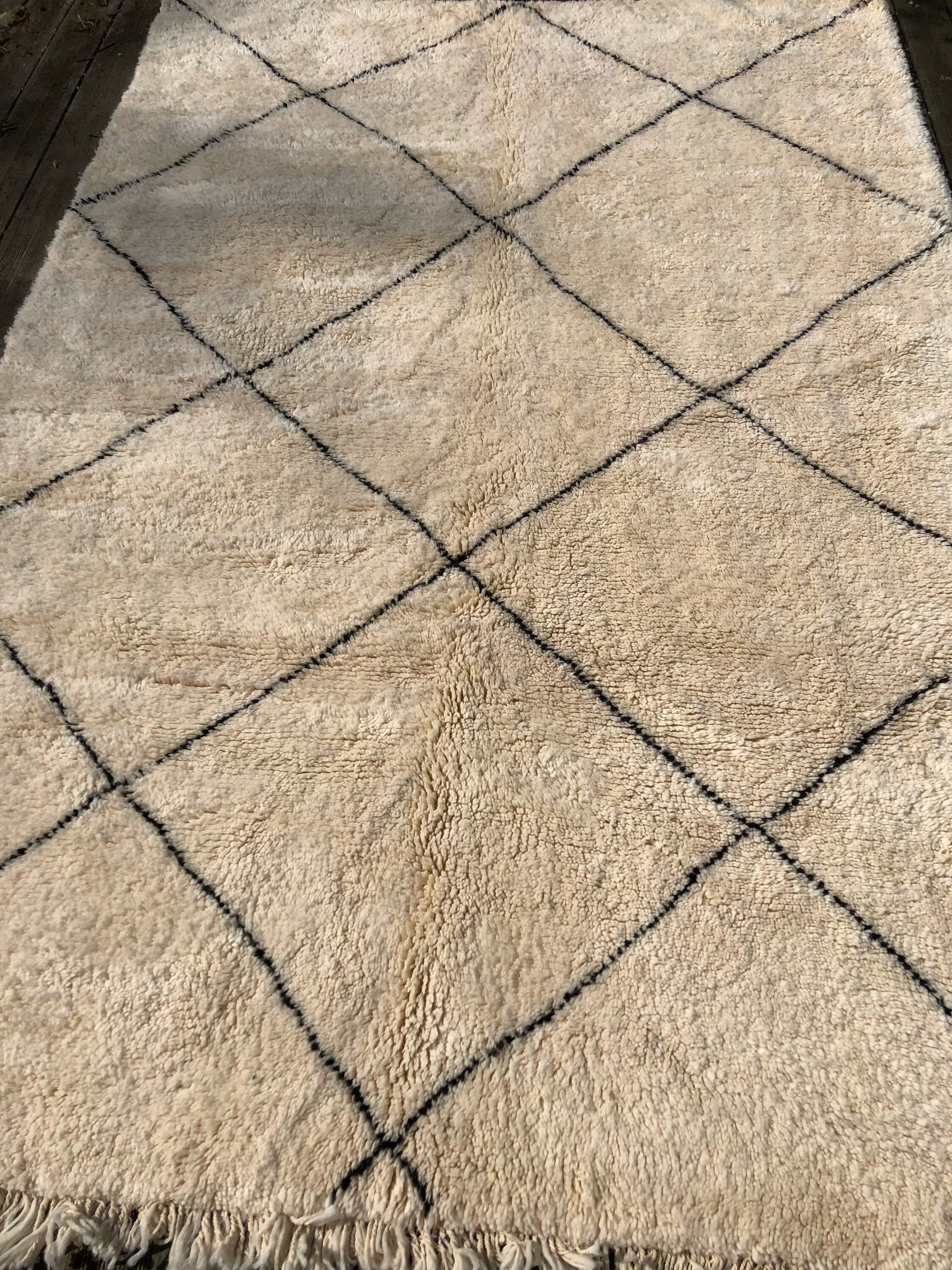 Carpet beni ouarain berber 330 x 220 cm