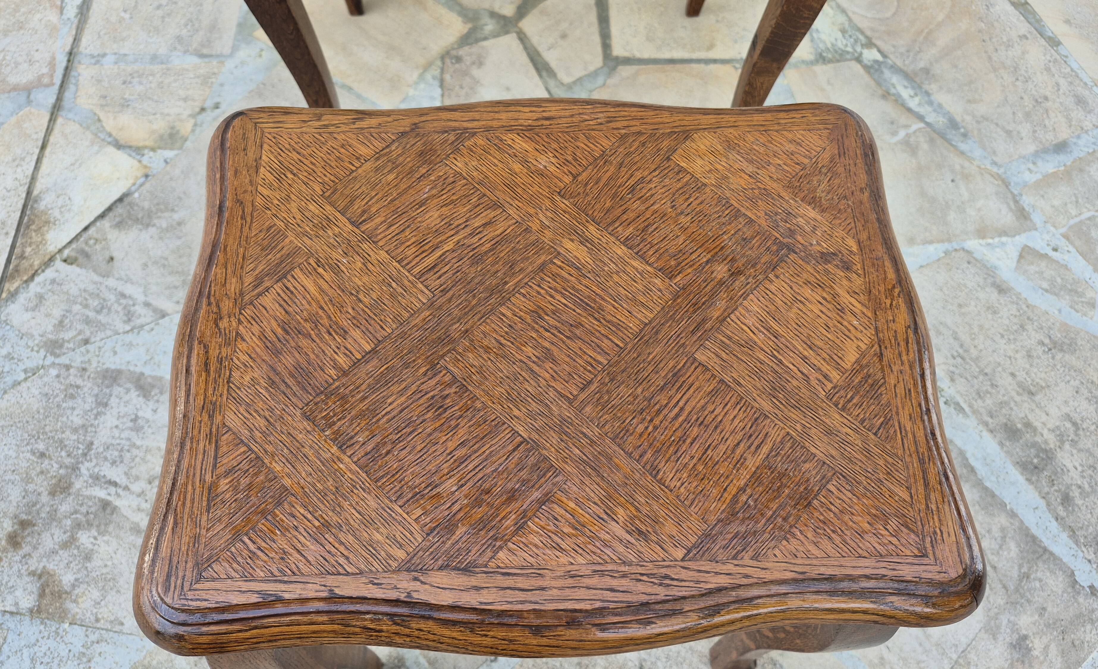 2 nesting tables in solid wood in Louis XV style