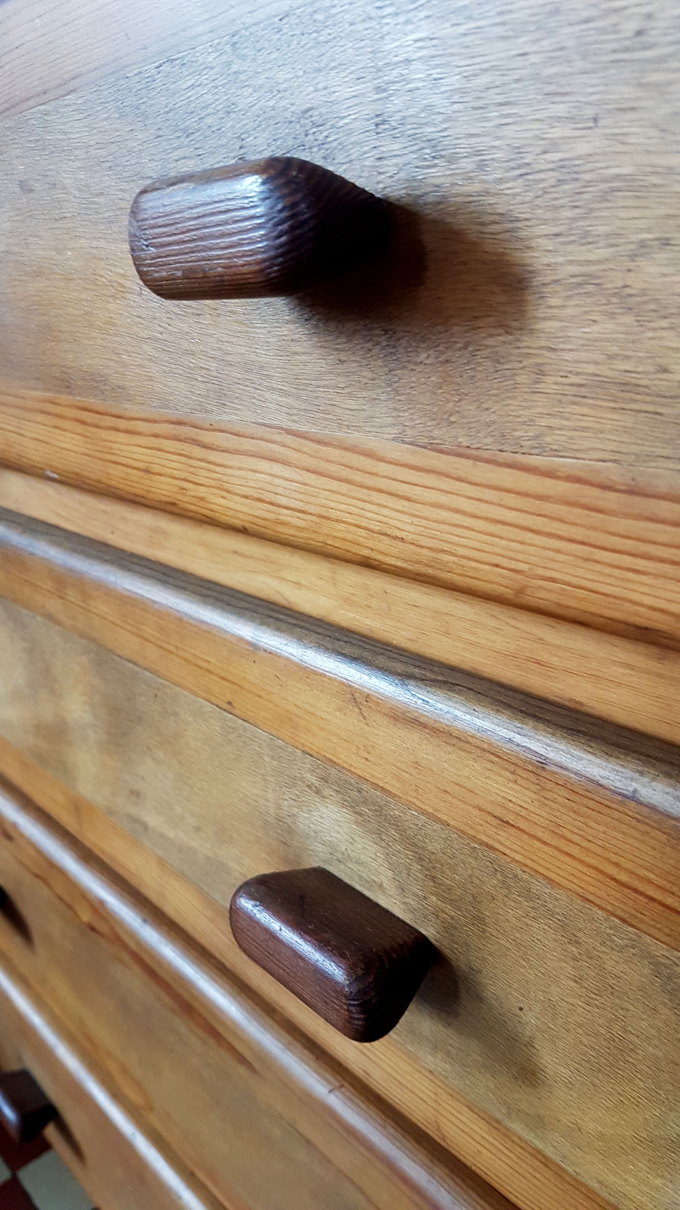 Vintage chest of drawers retro look