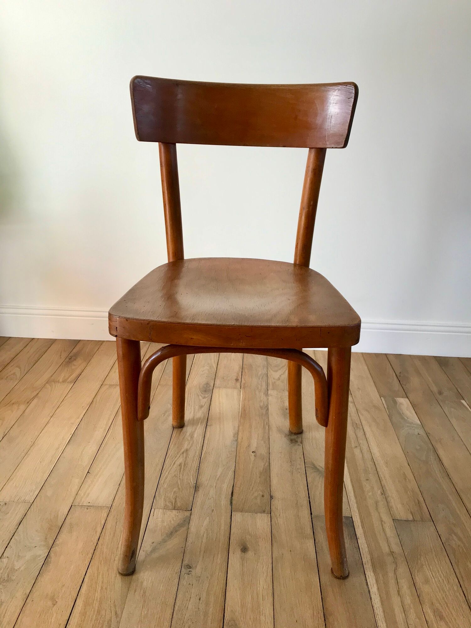 Thonet bistro chair in curved wood early twentieth century