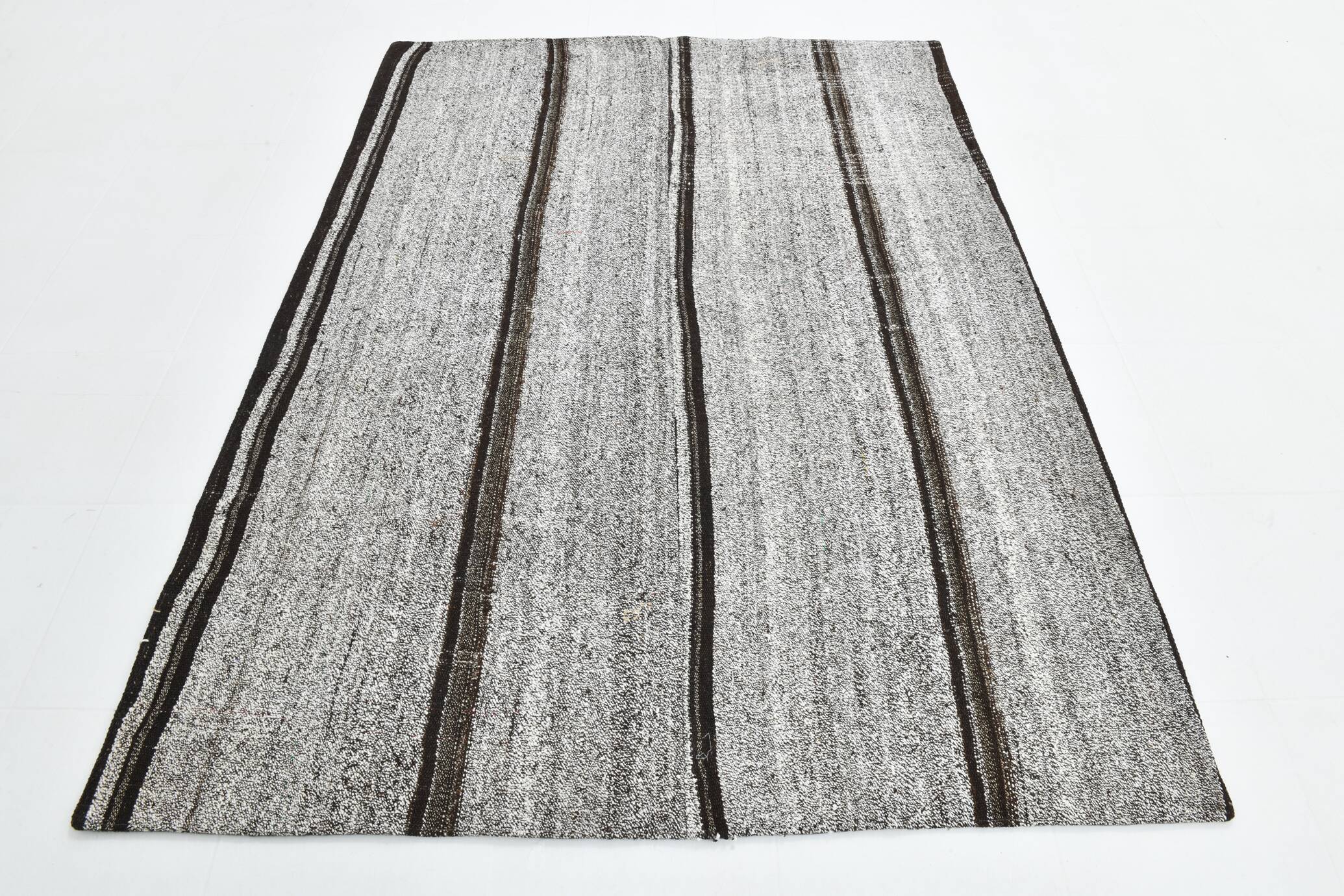 Turkish Mid Century Modern Vintage Kilim Rug, 170x230Cm