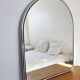 Grand miroir arche chrome 80s