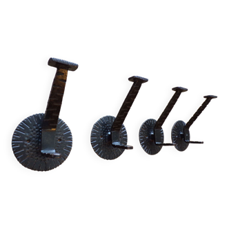 Set 4 hooks wrought iron 1930