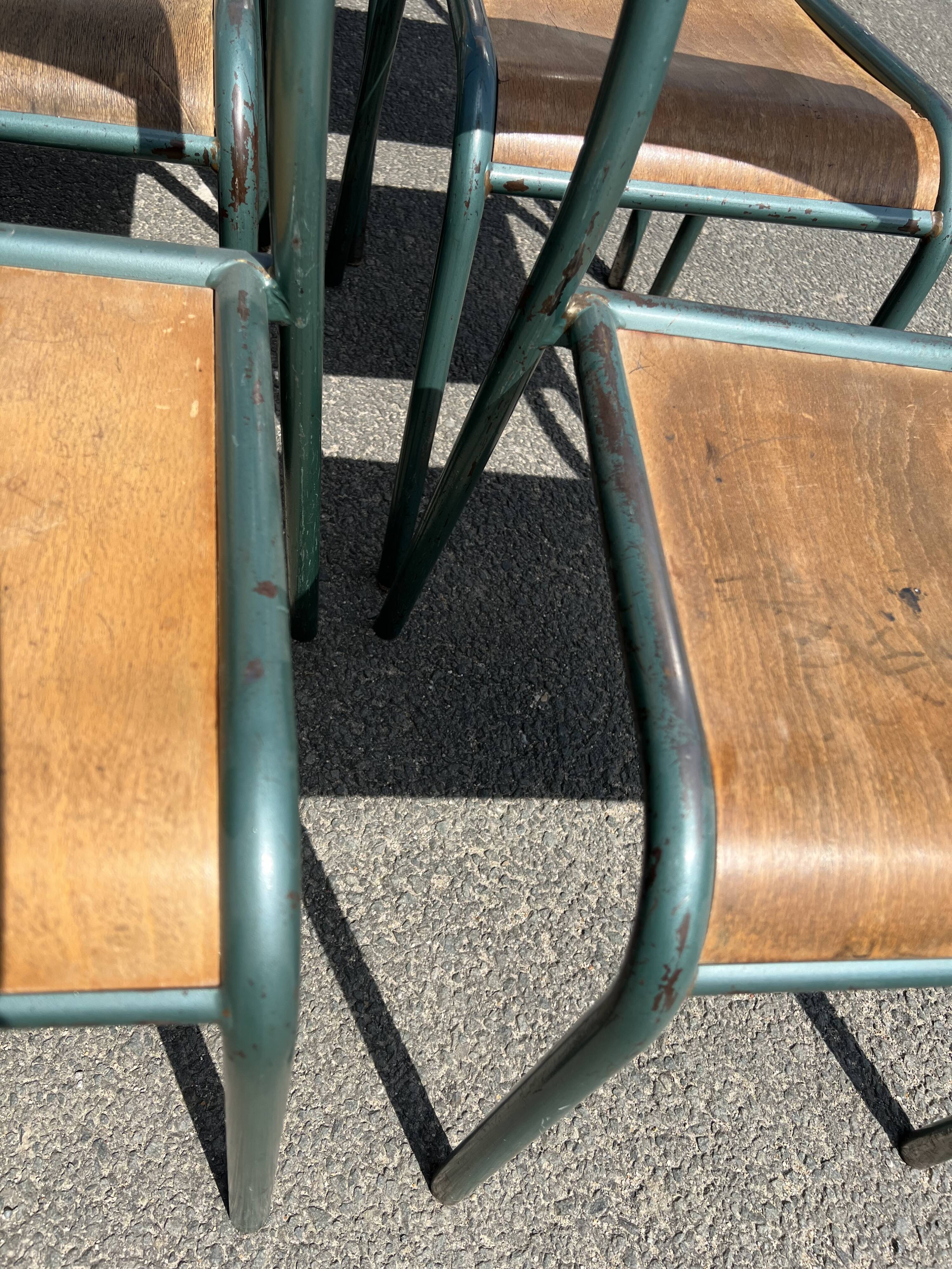 Set of 25 old Mullca school chairs model 510.