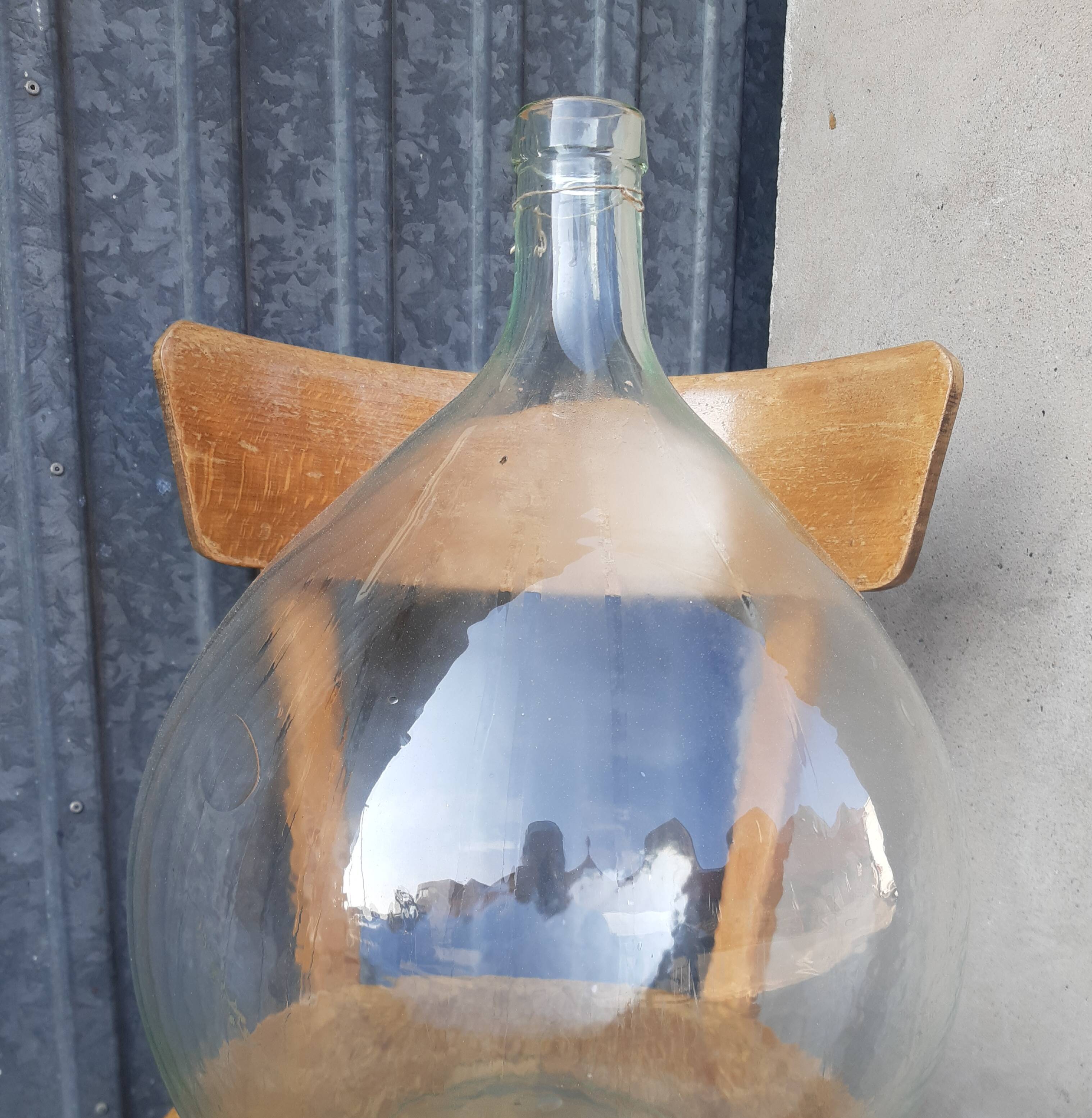 Translucent demijohn 20 liters
