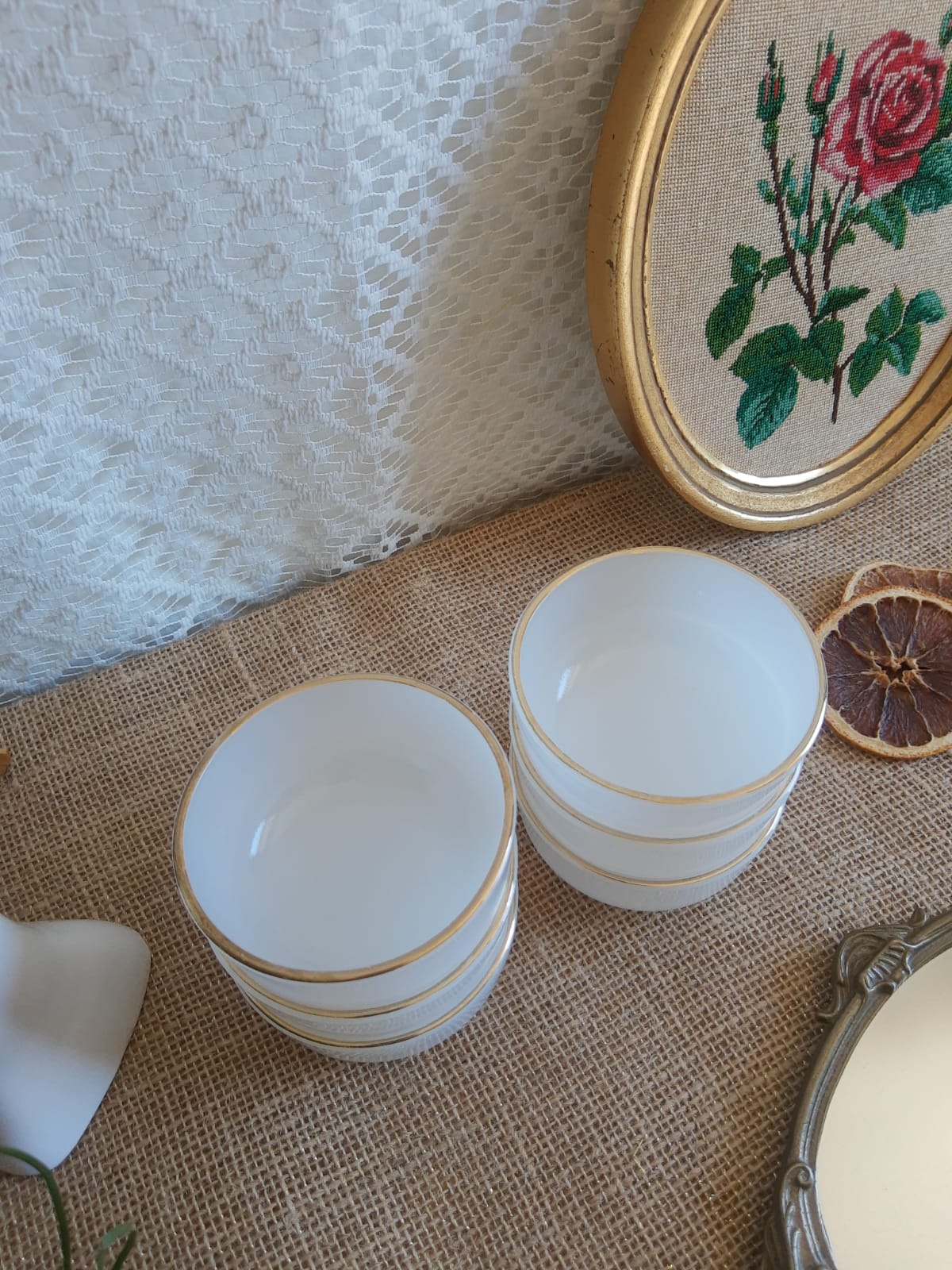 6 ramekins leach oil, vintage golden white