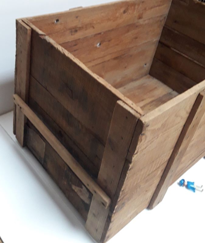 Transport box