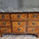 Commode epoque Louis XVI en marqueterie de bois précieux