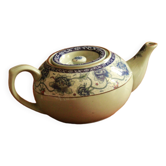 Chinese teapot