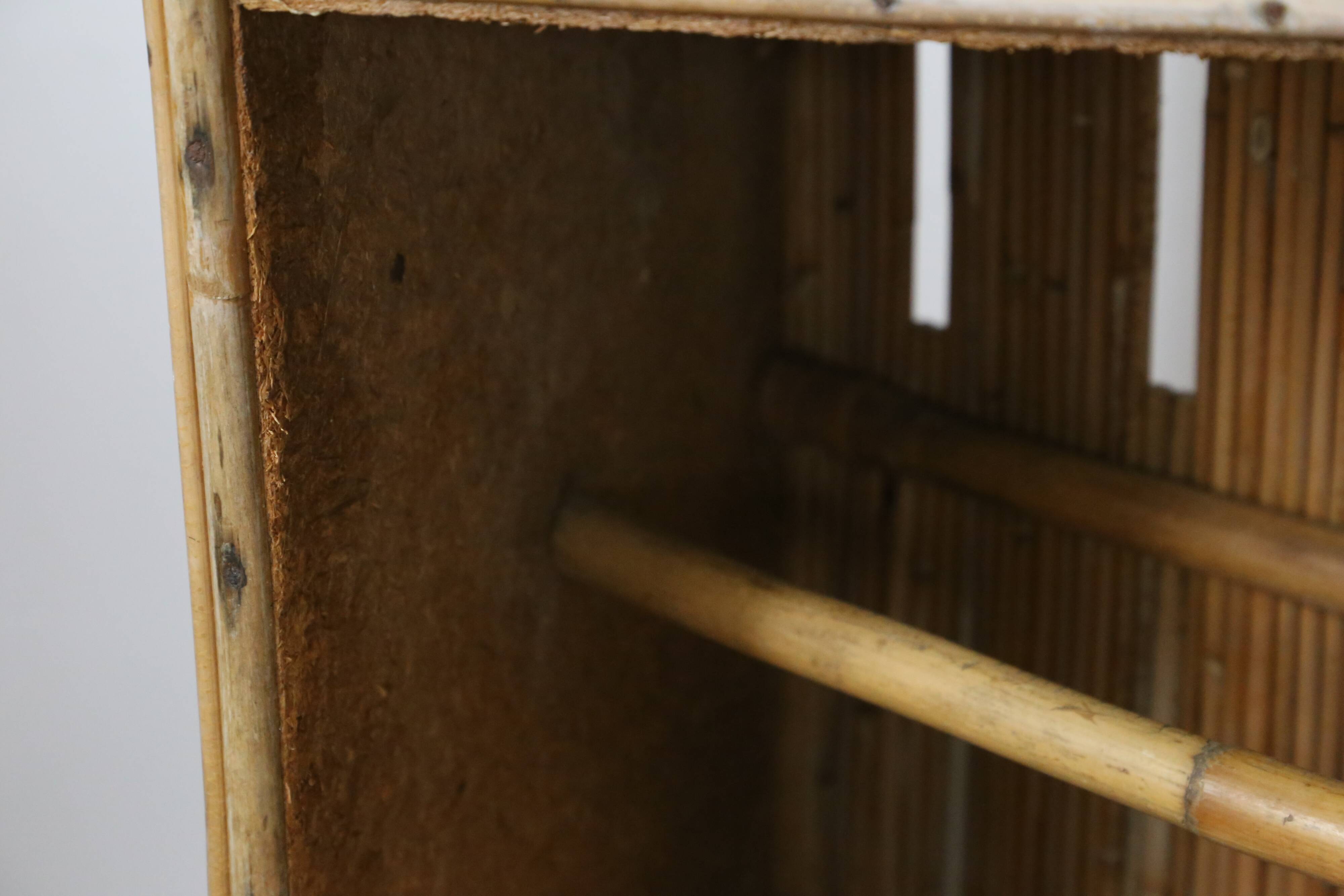 Tiki bar, rattan bar and two stools
