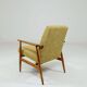 Fauteuil vintage vert olive design par H.Lis