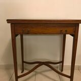 Wallet game table
