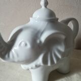 Porcelain Elephant-shaped teapot