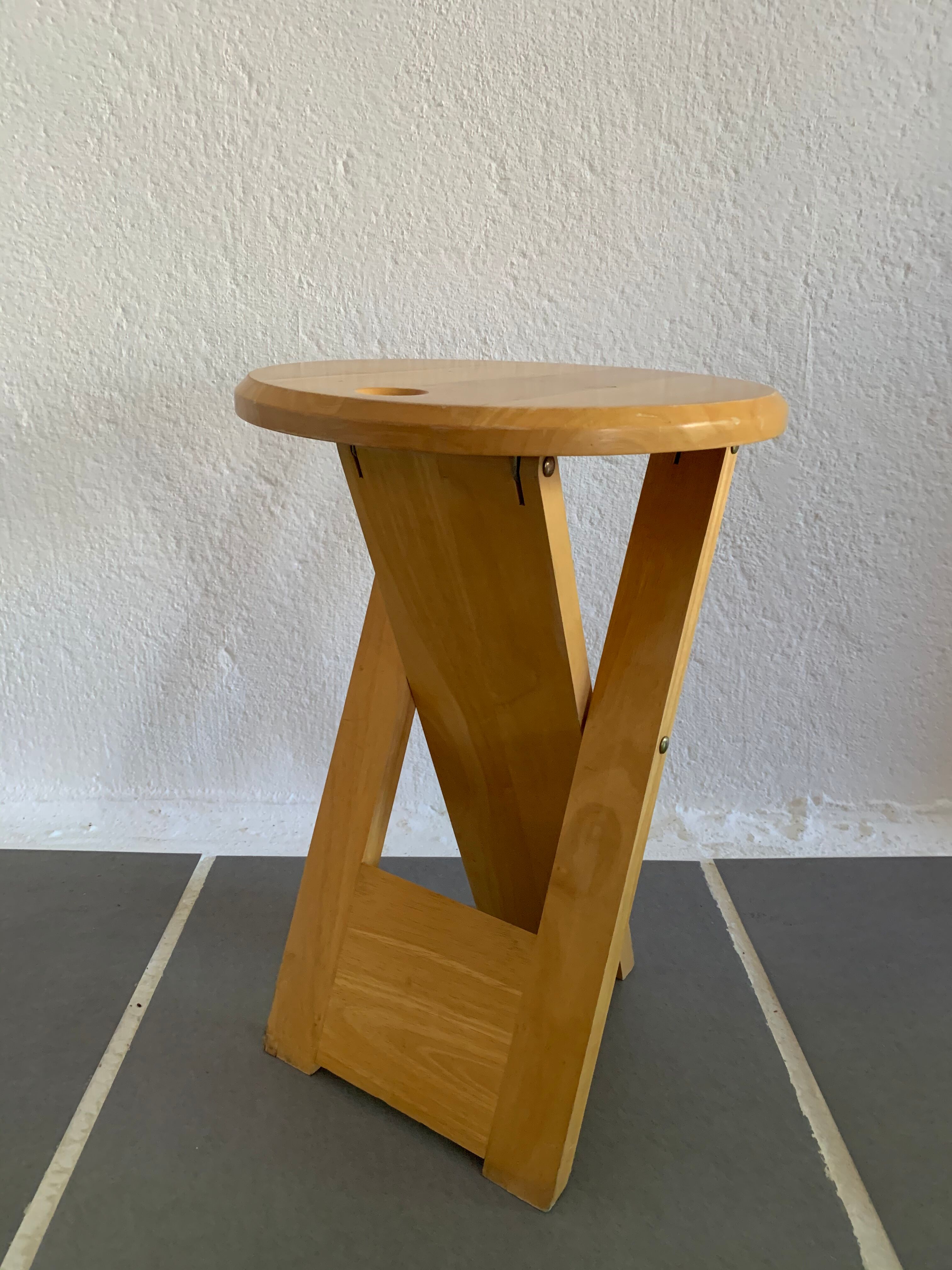 Suzy stool by Adrian Reed