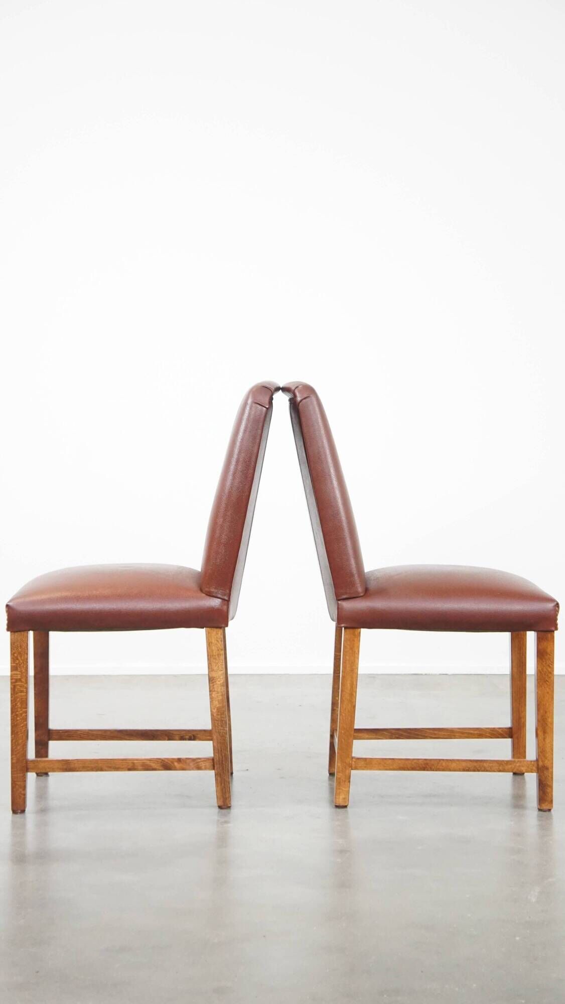 Set of 4 English style dining chairs in cognac-colored leather