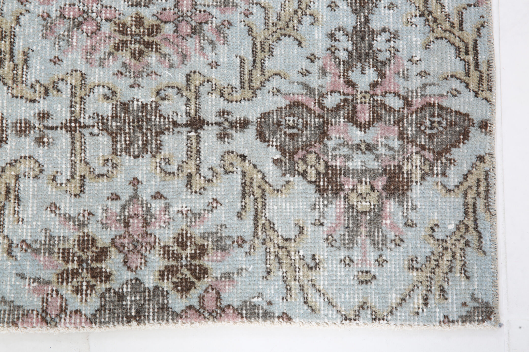 Light blue floral carpet 203x118cm
