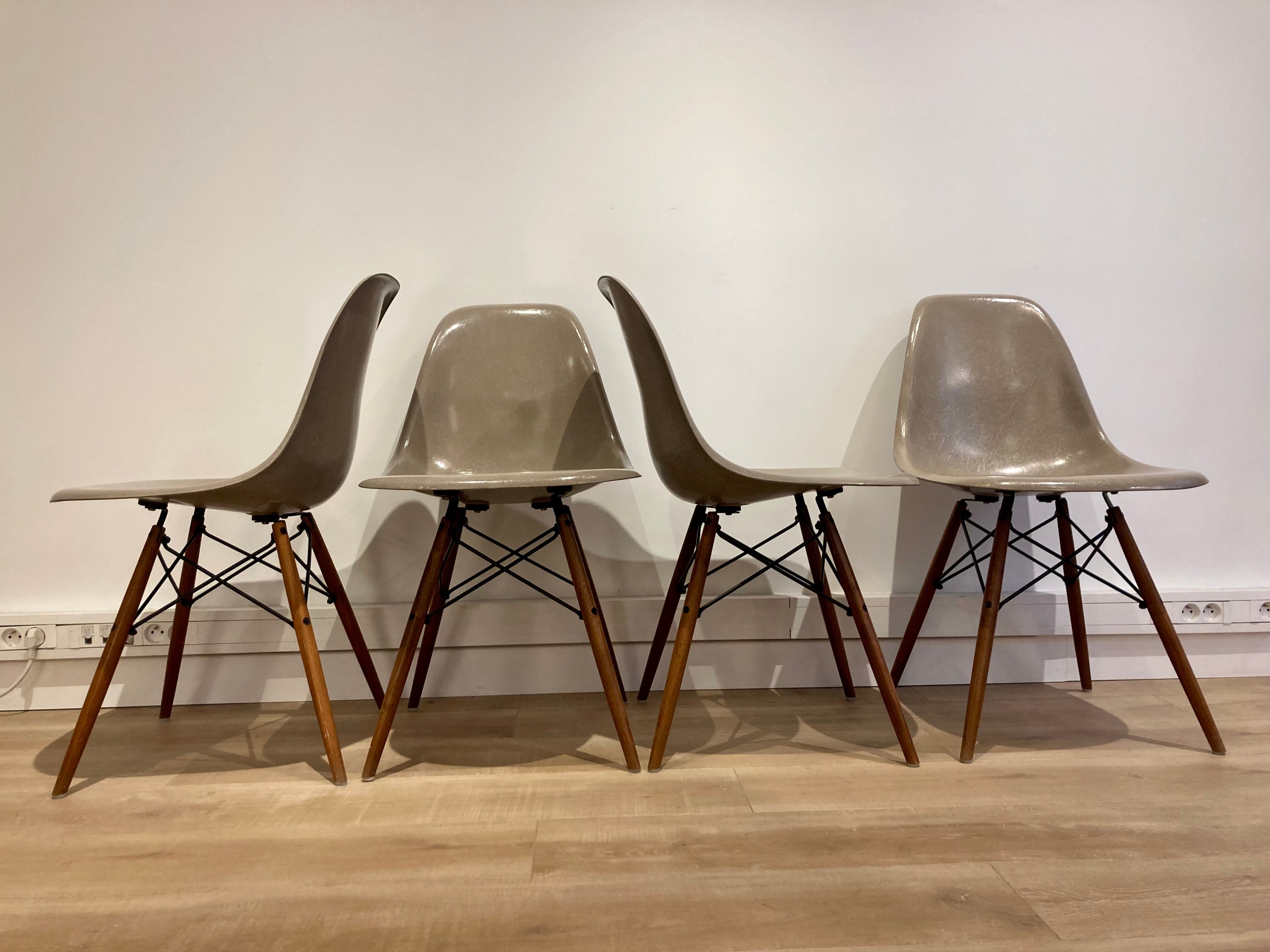 4 Eames DSW Fiberglass Chairs for Herman Miller